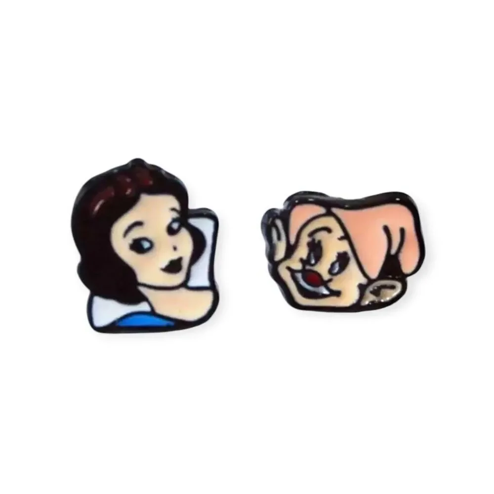 New Womens Girls Disney Snow White & Dwarfs Enamel Stud Earrings